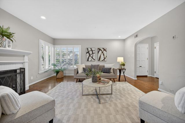 1810 9th Ave, Sacramento, CA 95818