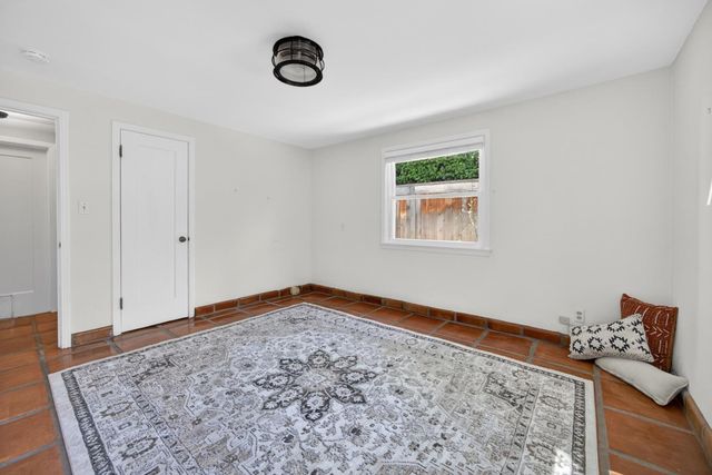 1810 9th Ave, Sacramento, CA 95818