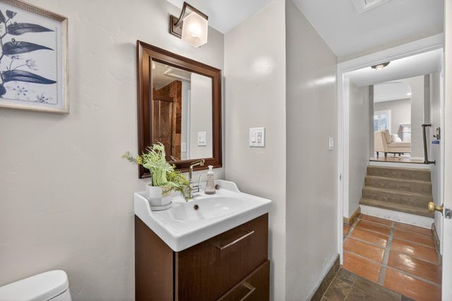1810 9th Ave, Sacramento, CA 95818