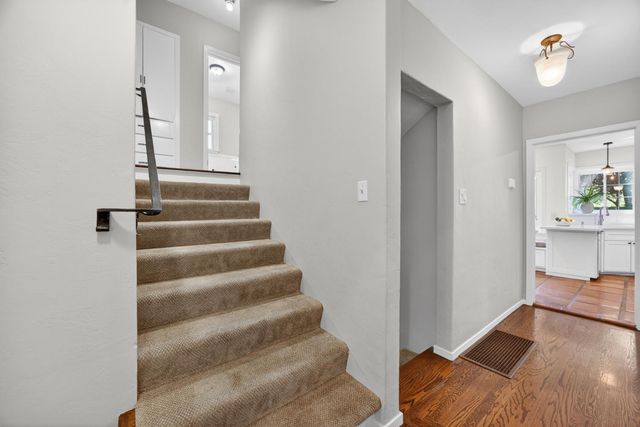 1810 9th Ave, Sacramento, CA 95818