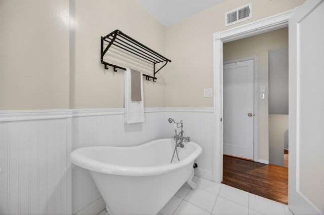 1810 9th Ave, Sacramento, CA 95818