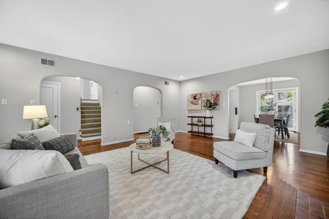 1810 9th Ave, Sacramento, CA 95818