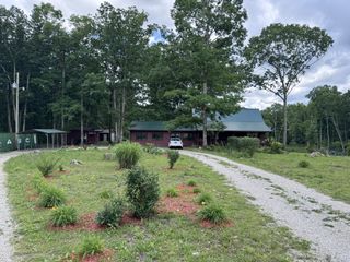 142 Kimberly Rd, Hohenwald, TN 38462