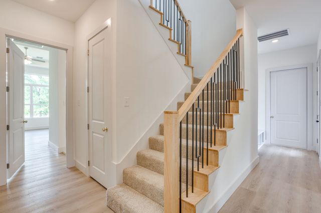 247 Silver Lakes Drive, Sunset, TX 76270