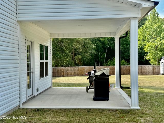 6836 Calloway Road, Aberdeen, NC 28315
