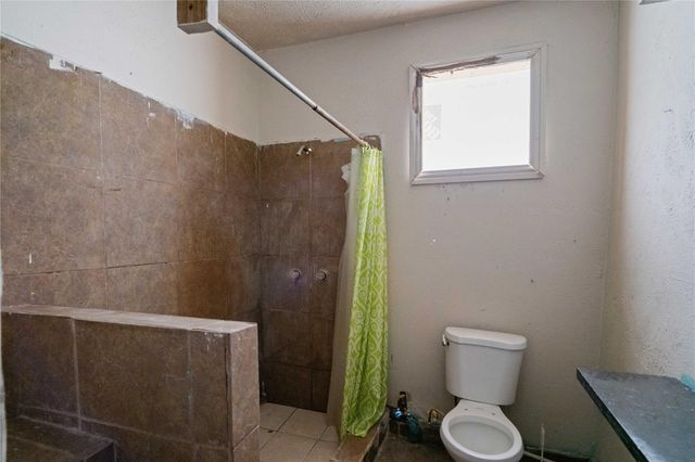 1925 Sunny Drive, Houston, TX 77093