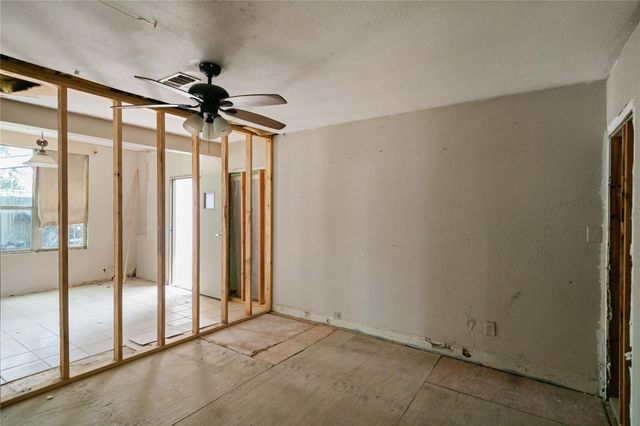 1925 Sunny Drive, Houston, TX 77093