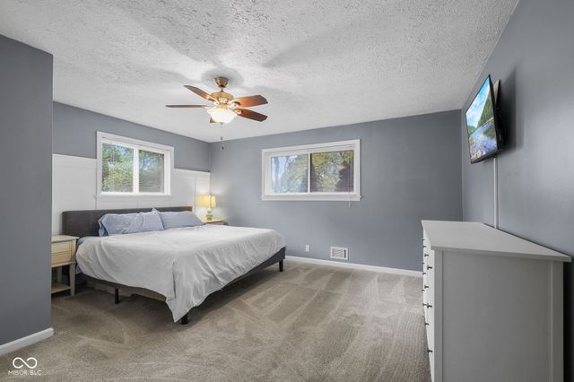 540 Golf Lane, Indianapolis, IN 46260