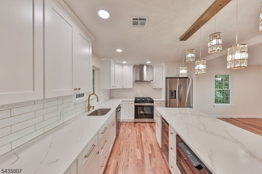 90 Chestnut St, Morristown Town, NJ 07960 — photo 5