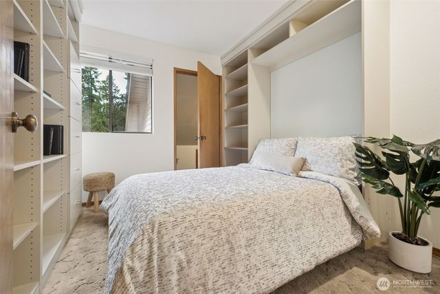 19714 41st Avenue NE, Lake Forest Park, WA 98155