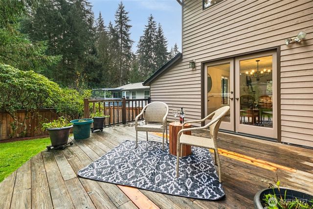 19714 41st Avenue NE, Lake Forest Park, WA 98155