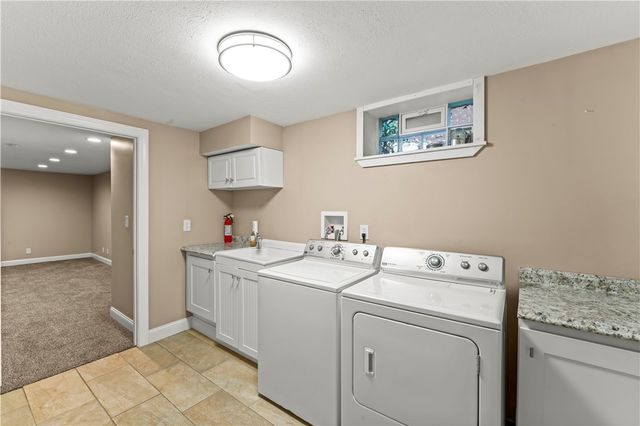 245 Wilbert Ave, South Strabane, PA 15301