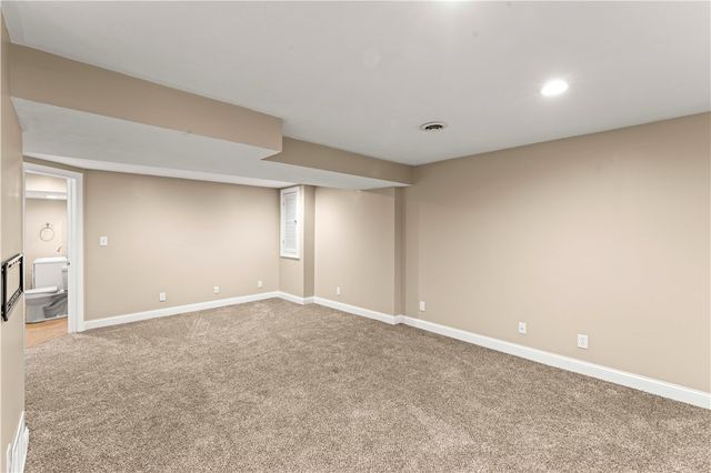 245 Wilbert Ave, South Strabane, PA 15301