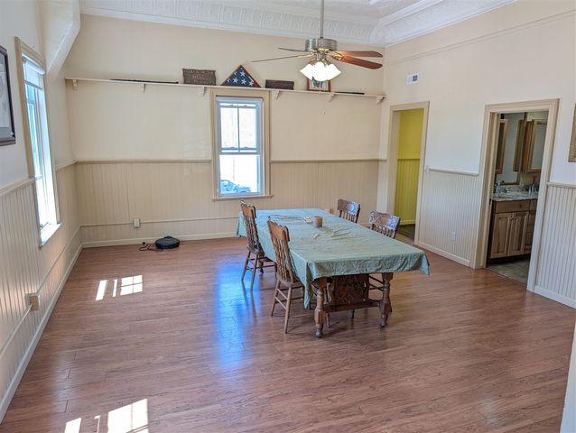 120 N Main Street, Scottville, MI 49454