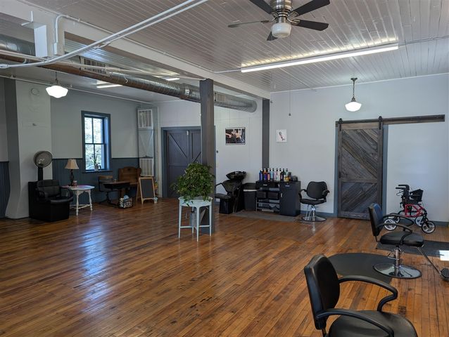 120 N Main Street, Scottville, MI 49454