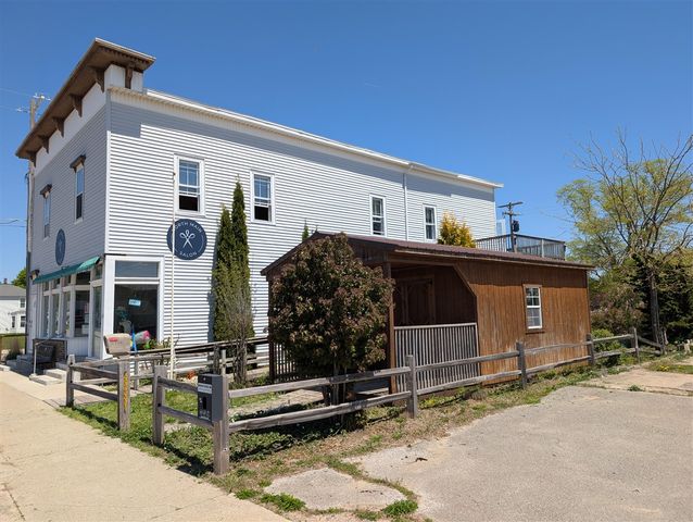 120 N Main Street, Scottville, MI 49454