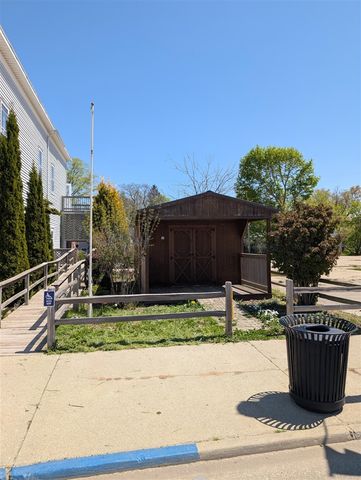 120 N Main Street, Scottville, MI 49454