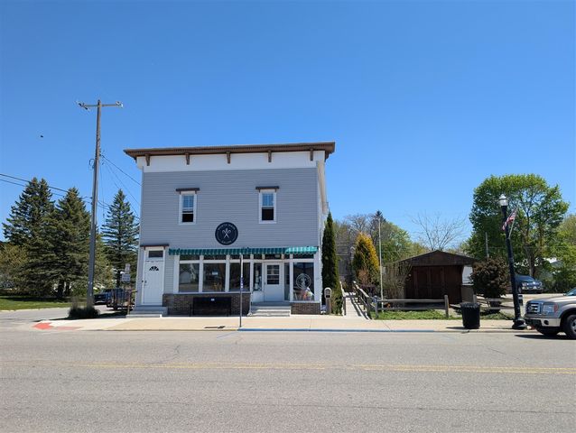 120 N Main Street, Scottville, MI 49454