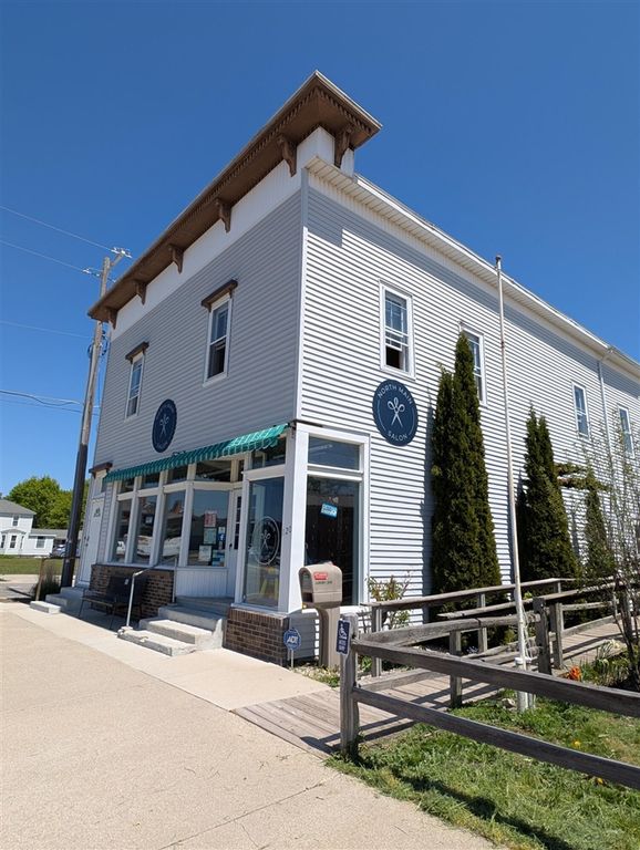120 N Main Street, Scottville, MI 49454