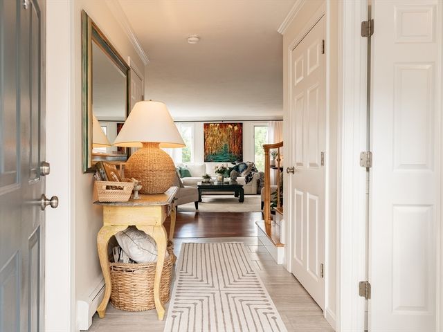 70 Parks St 18, Duxbury, MA 02332