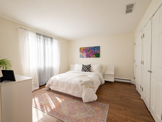 70 Parks St 18, Duxbury, MA 02332