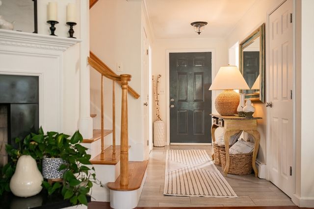 70 Parks St 18, Duxbury, MA 02332