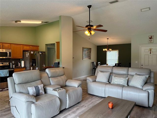 24 RADCLIFFE DRIVE, Palm Coast, FL 32164