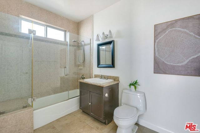 9049 Alcott Street 305, Los Angeles, CA 90035