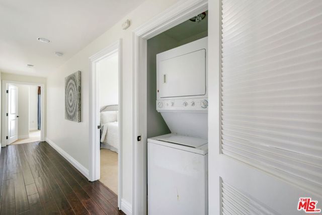 9049 Alcott Street 305, Los Angeles, CA 90035