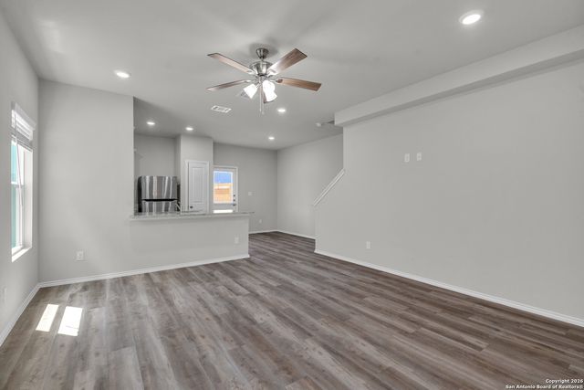 8911 N FM 1560 611-612, San Antonio, TX 78254