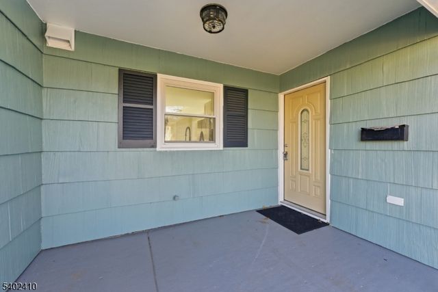 64 Gamewell Ln, Willingboro Twp., NJ 08046