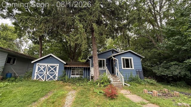 16658 Ridge Road, Detroit, MI 48219