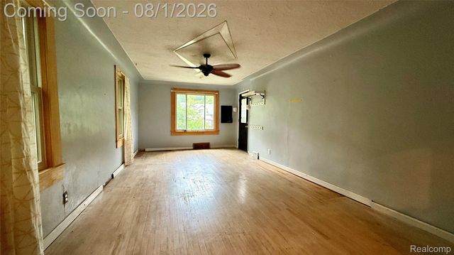 16658 Ridge Road, Detroit, MI 48219