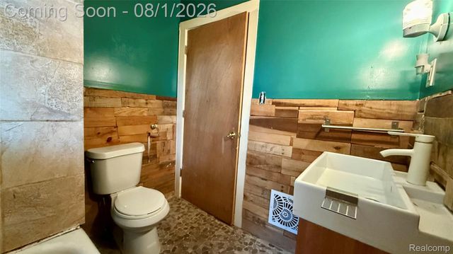 16658 Ridge Road, Detroit, MI 48219