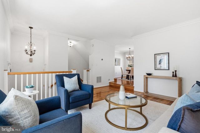 2386 BRANLEIGH PARK CT, Reston, VA 20191