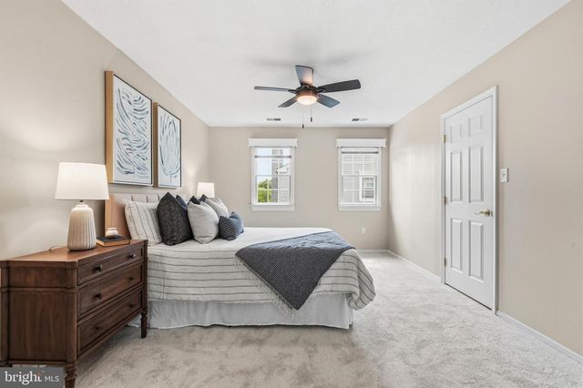 2386 BRANLEIGH PARK CT, Reston, VA 20191