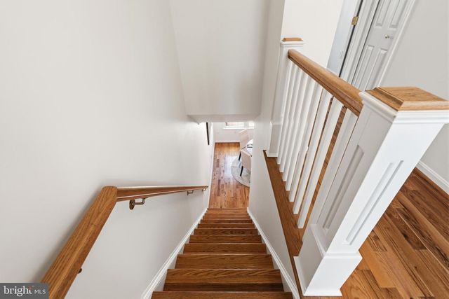 2386 BRANLEIGH PARK CT, Reston, VA 20191