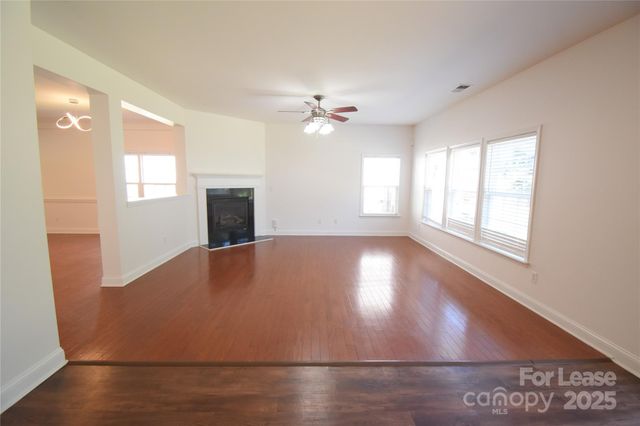 6728 Evanton Loch Road, Charlotte, NC 28278