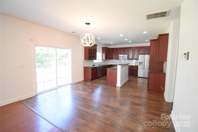 6728 Evanton Loch Road, Charlotte, NC 28278