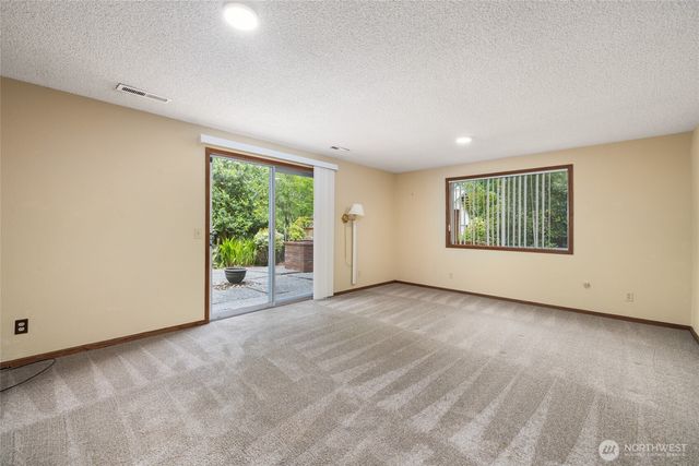 501 Shoshone Drive, Mount Vernon, WA 98273