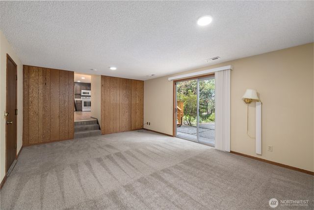 501 Shoshone Drive, Mount Vernon, WA 98273