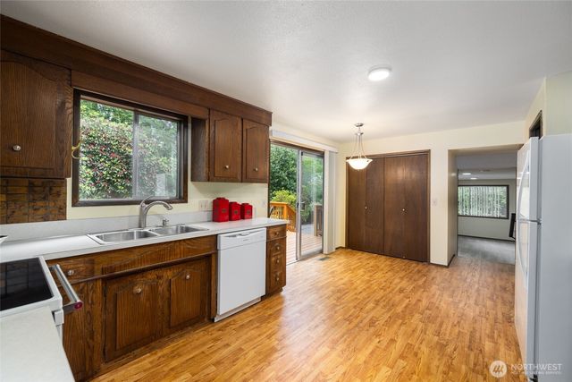 501 Shoshone Drive, Mount Vernon, WA 98273