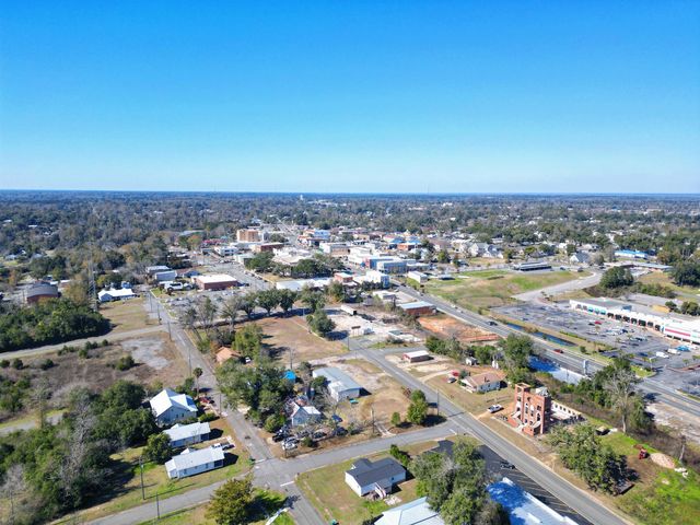 2850 Saint John Street, Marianna, FL 32448