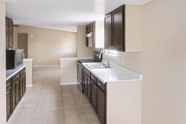 2850 Saint John Street, Marianna, FL 32448