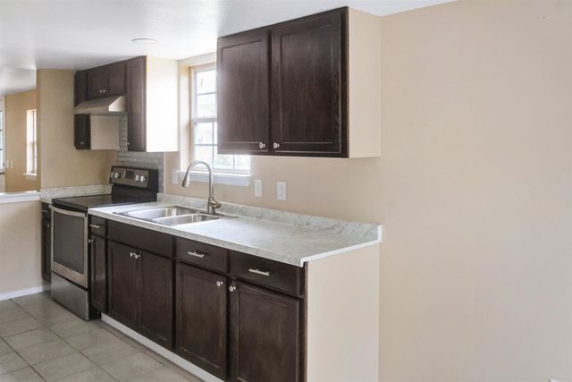 2850 Saint John Street, Marianna, FL 32448