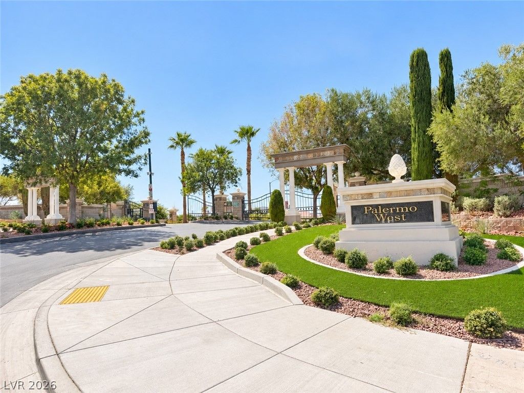 1472 Dragon Rock Drive, Henderson, NV 89052 — exterior