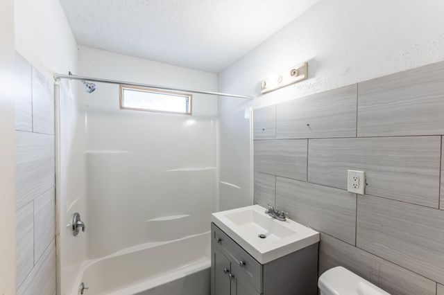 877 Fm 247 Road, Huntsville, TX 77320