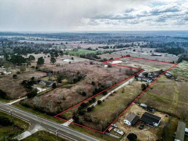 877 Fm 247 Road, Huntsville, TX 77320