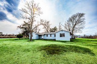 877 Fm 247 Road, Huntsville, TX 77320