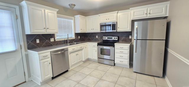 21 Winners Circle, Cabot, AR 72023